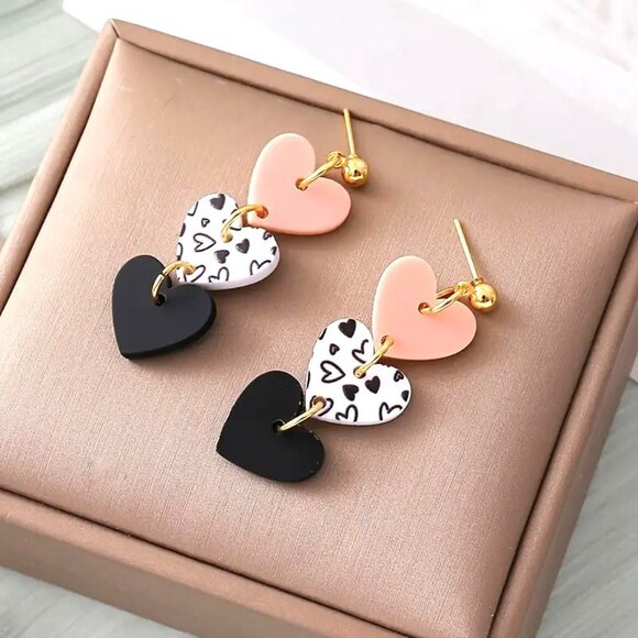 Triple Heart Drop Earrings‎ With Pink White & Black Hearts - Picture 1 of 3